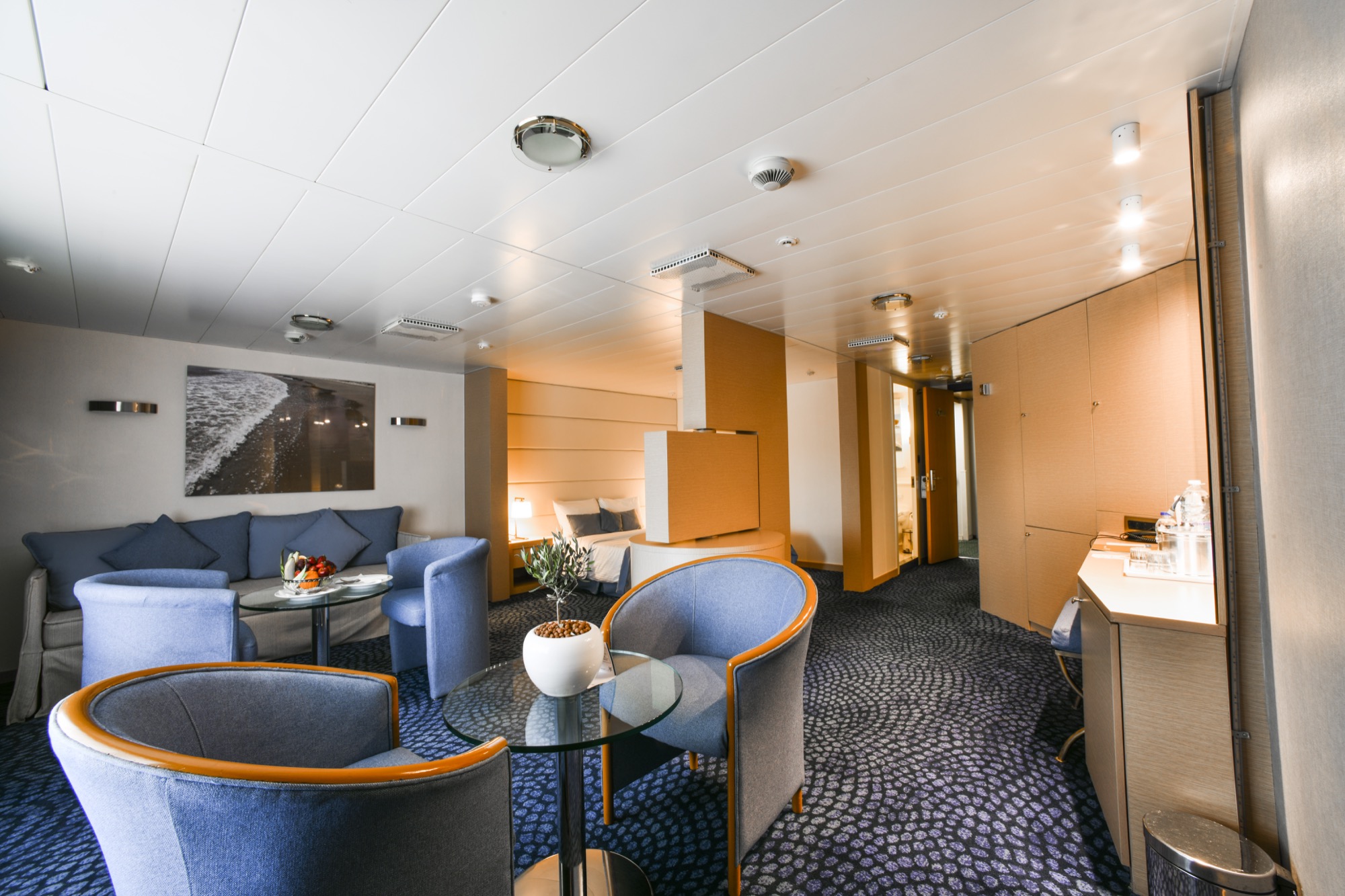 Celestyal Olympia Accommodation Junior Suite SJ 5.jpg